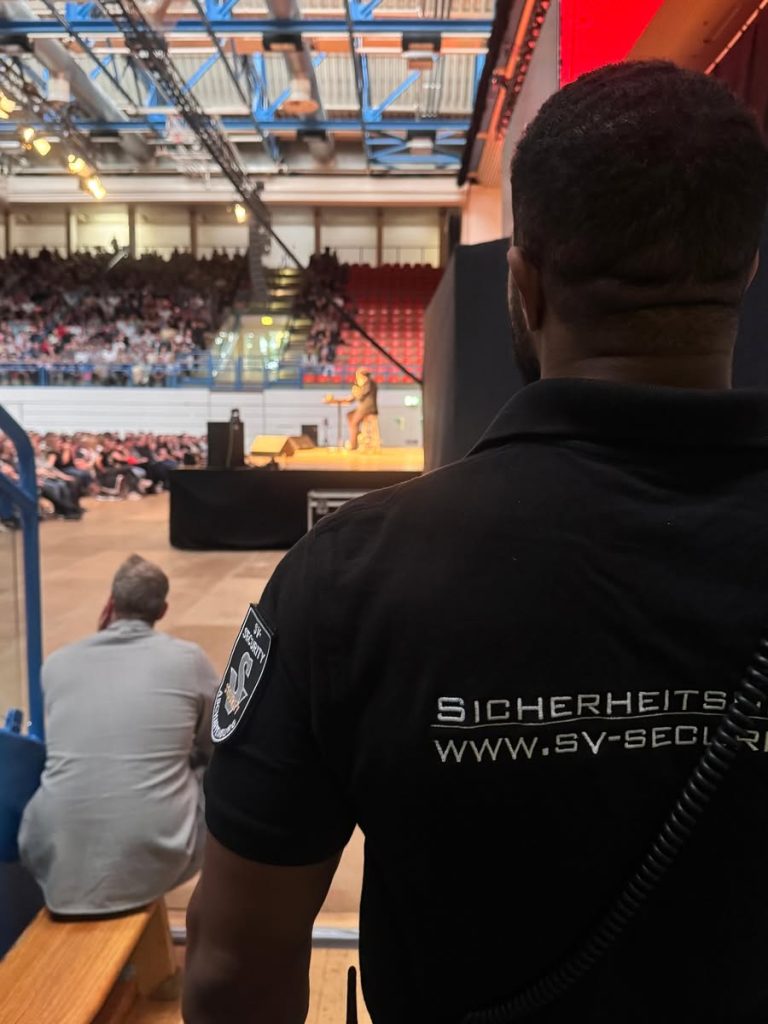 Torsten Sträter Sicherheitsdienst durch SV-Security