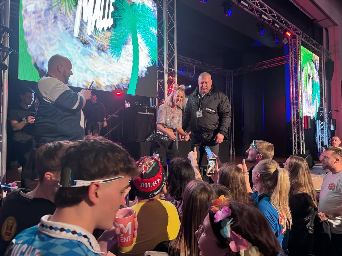 Isi Glück bei Viva la Malle in Kleinostheim